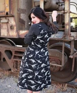 New Arrivals And Restocks Retrolicious Vintage Dress In Glow In The Dark Fossils Print 10 New Arrivals And Restocks Retrolicious Vintage Dress In Glow In The Dark Fossils Print