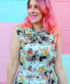 Retrolicious Bow Top In Kittens Print Clothing