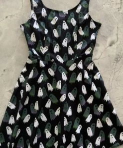 Retrolicious Skater Dress In Ghosts Print Winter