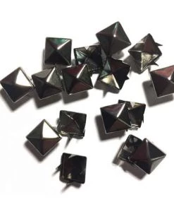 Kitty Deluxe 9 Mm Pyramid Studs 20 Piece Pack - Gunmetal Tone Accessories