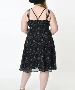 Timeless London Moon & Stars Print Crossover Neck Chiffon Dress Clothing 16 Timeless London Moon & Stars Print Crossover Neck Chiffon Dress Clothing