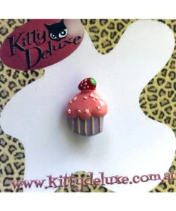 Kitty Deluxe Broochlette Mini Brooch In Strawberry Cupcake