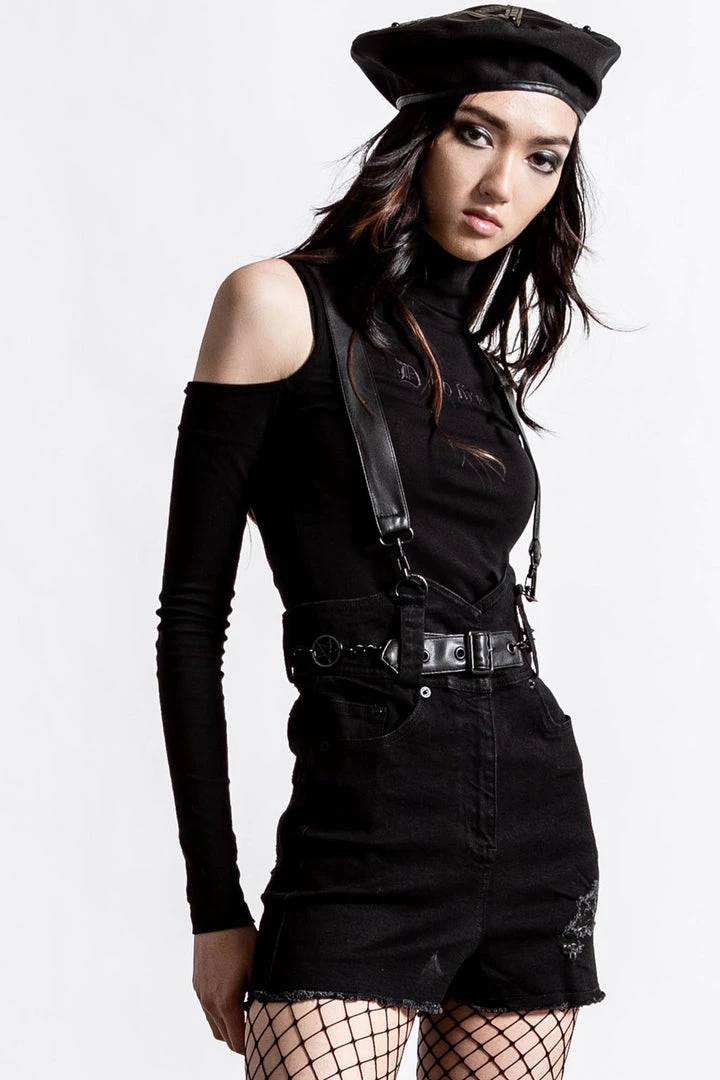 Killstar Rebel Heart Suspender Shorts Winter 5 Killstar Rebel Heart Suspender Shorts Winter