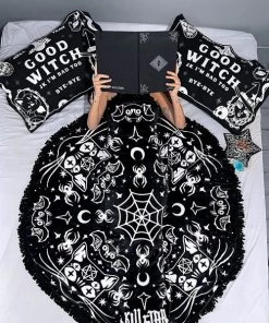 Killstar Spoopy Round Blanket
