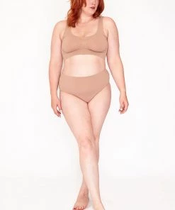 Pamela Mann Hosiery Pamela Mann Curvy Seam Free Comfort Support Top/Bra In Nude 14 Pamela Mann Hosiery Pamela Mann Curvy Seam Free Comfort Support Top/Bra In Nude