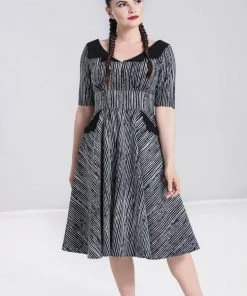 New Arrivals And Restocks Hell Bunny Regan 50's Dress 3/4 Sleeves Bat Detail On Pockets 19 New Arrivals And Restocks Hell Bunny Regan 50's Dress 3/4 Sleeves Bat Detail On Pockets