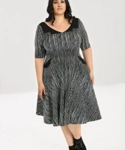 New Arrivals And Restocks Hell Bunny Regan 50's Dress 3/4 Sleeves Bat Detail On Pockets