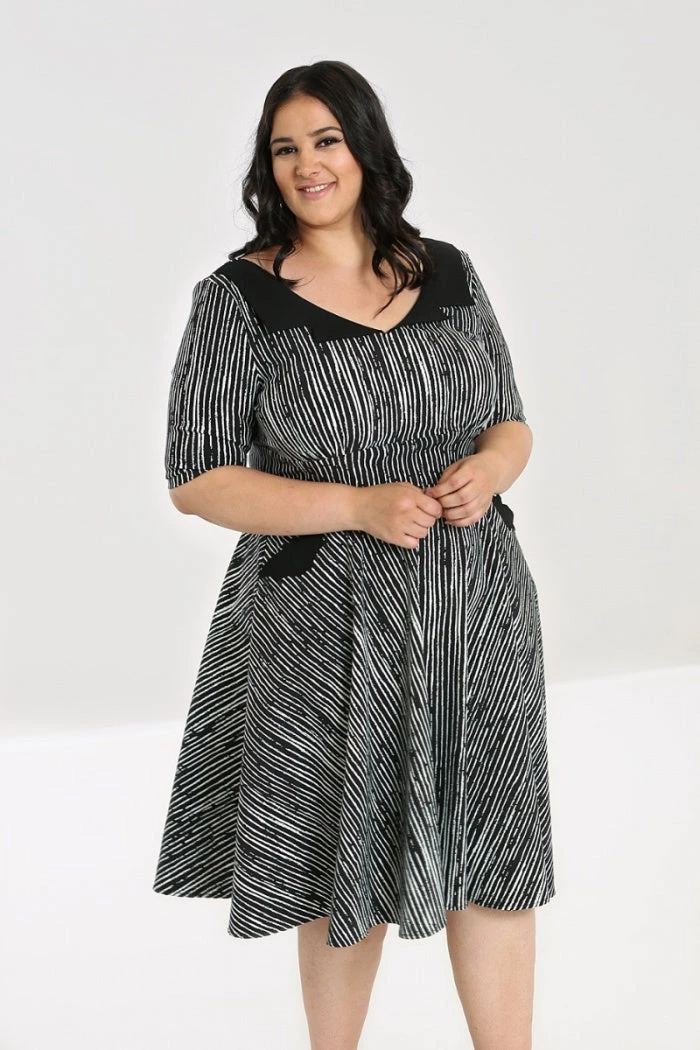 New Arrivals And Restocks Hell Bunny Regan 50's Dress 3/4 Sleeves Bat Detail On Pockets 3 New Arrivals And Restocks Hell Bunny Regan 50's Dress 3/4 Sleeves Bat Detail On Pockets