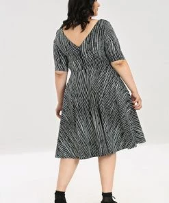 New Arrivals And Restocks Hell Bunny Regan 50's Dress 3/4 Sleeves Bat Detail On Pockets 18 New Arrivals And Restocks Hell Bunny Regan 50's Dress 3/4 Sleeves Bat Detail On Pockets