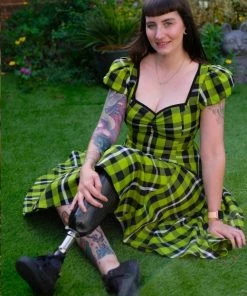 Winter Collectif Mimi Swing Dress In Frogs Breath Tartan
